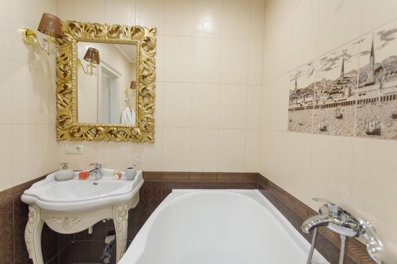 Апартаменты Royal Suite apartment with jacuzzi Сумы-13