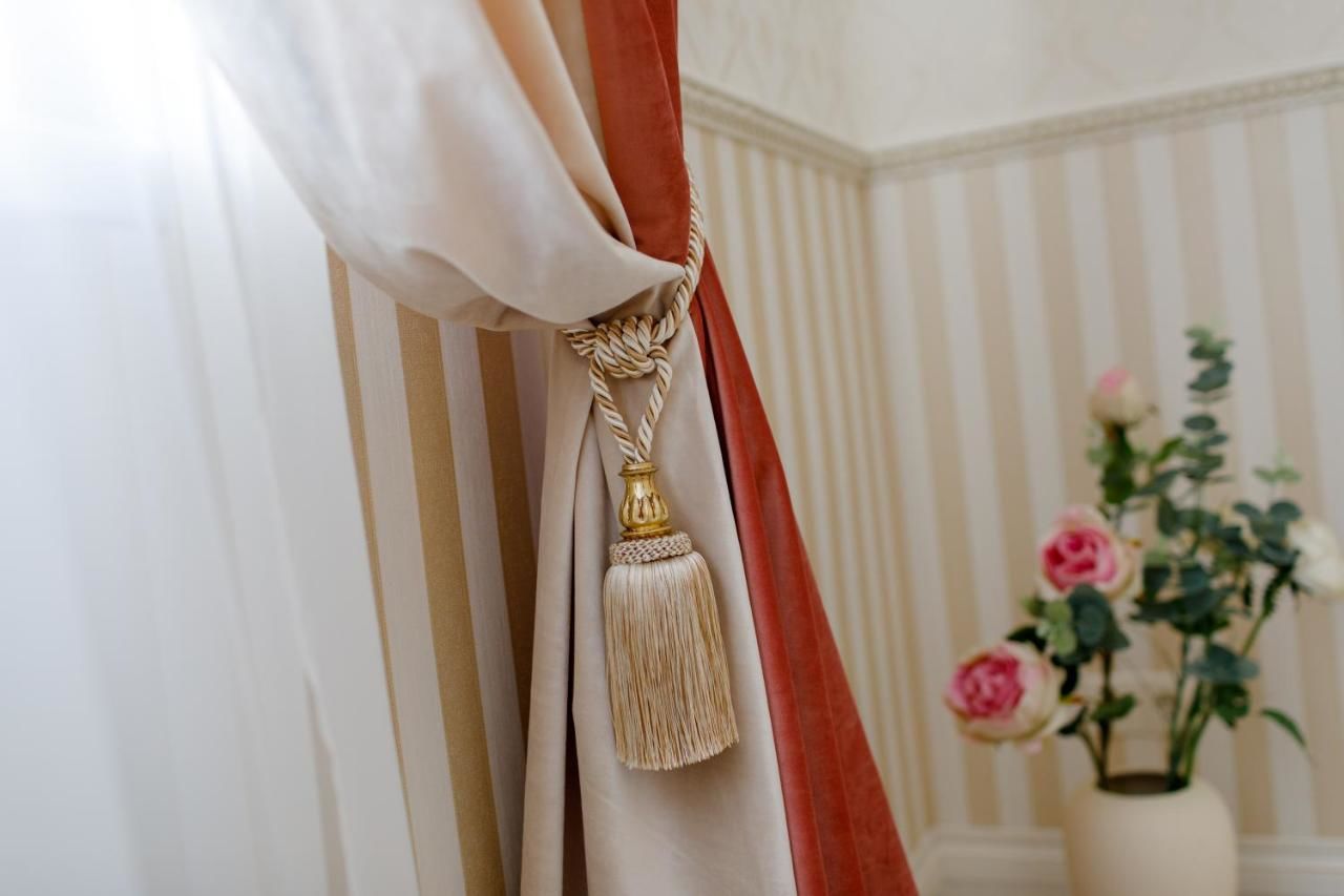 Апартаменты Royal Suite apartment with jacuzzi Сумы-45