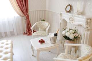 Апартаменты Royal Suite apartment with jacuzzi Сумы Апартаменты с видом на сад-31