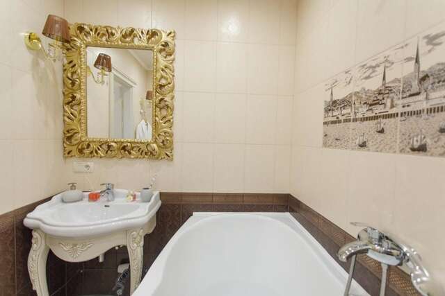 Апартаменты Royal Suite apartment with jacuzzi Сумы-12
