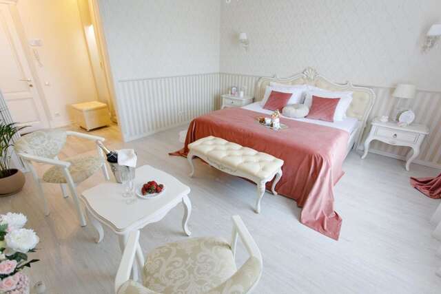 Апартаменты Royal Suite apartment with jacuzzi Сумы-23