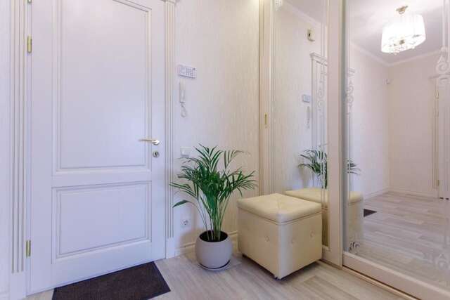 Апартаменты Royal Suite apartment with jacuzzi Сумы-42