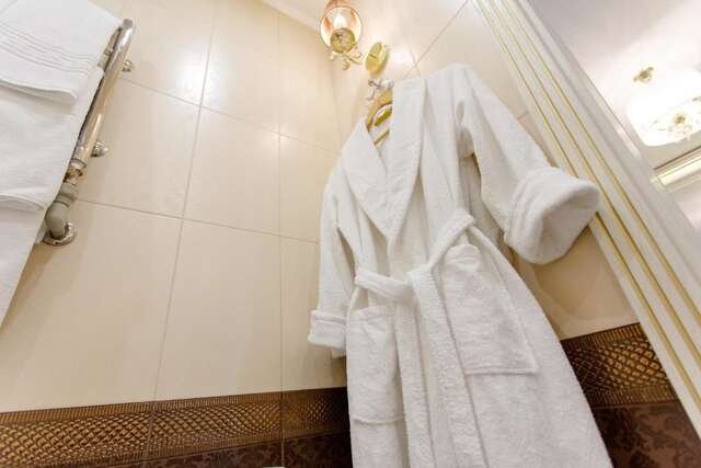 Апартаменты Royal Suite apartment with jacuzzi Сумы-71