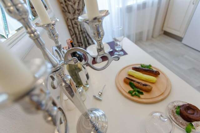 Апартаменты Royal Suite apartment with jacuzzi Сумы-95